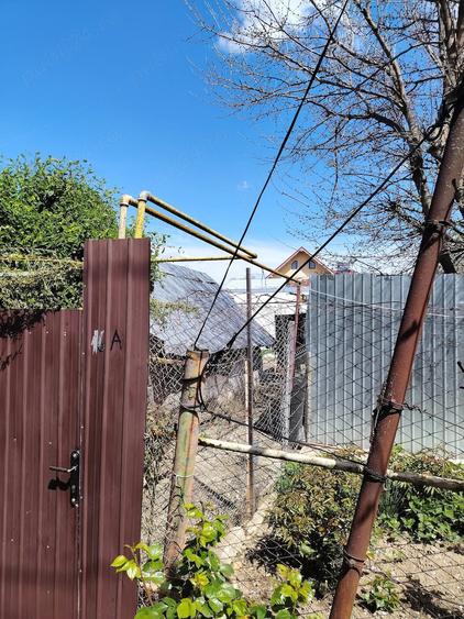 Casă cu Teren 250 Mp în Central