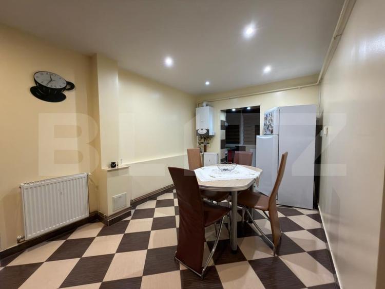 Apartament 3 camere, decomandat, 62 mp utili , mobilat si utilat , Craiovita Nou - 1