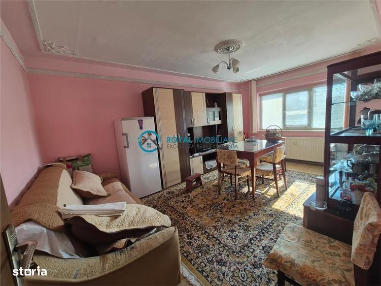 Apartament cu 2 camere decomandat în Paltiniș