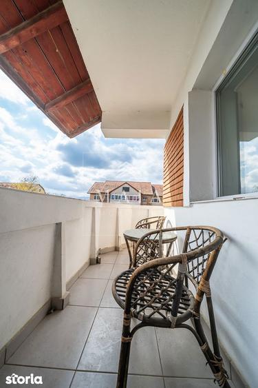 Apartament cu 3 camere decomandat, mobilat în Valea Aurie