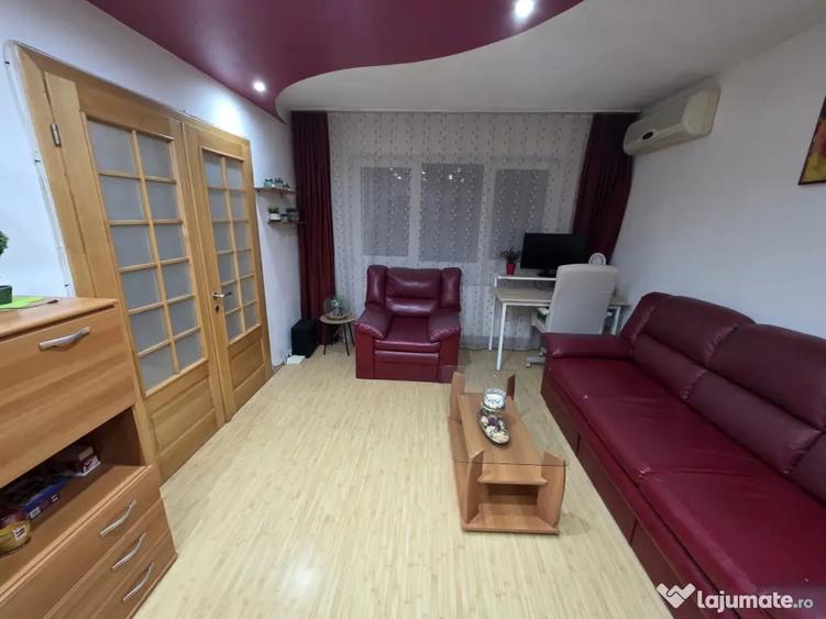 Apartament cu 2 camere semidecomandat în Complex Studențesc