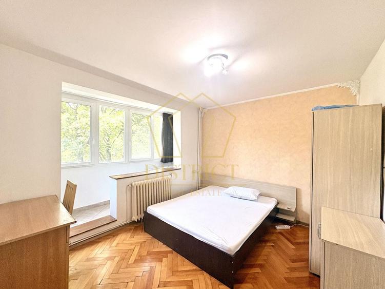 Apartament cu 3 camere semidecomandat, mobilat în Ultracentral