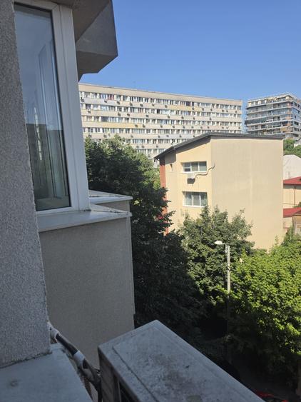 Apartament cu 2 camere decomandat, mobilat în Dristor