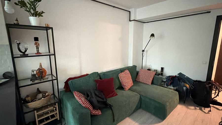 Apartament cu 2 camere semidecomandat în Central
