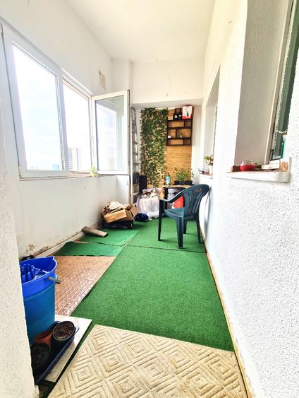 Garsonieră decomandată în Domenii