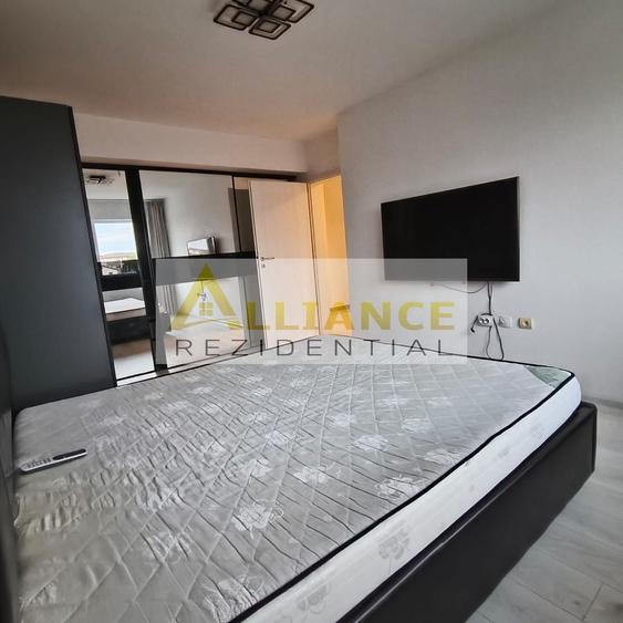Apartament cu 2 camere decomandat, mobilat în Sud