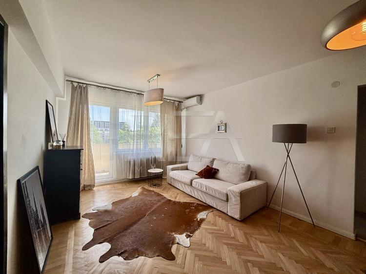 Apartament cu 2 camere semidecomandat, mobilat în Floreasca