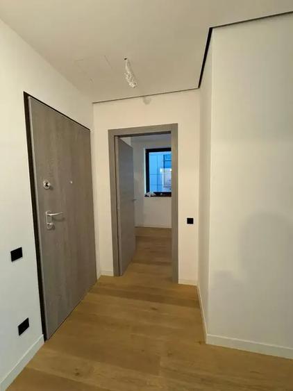 Apartament cu 3 camere decomandat în Floreasca