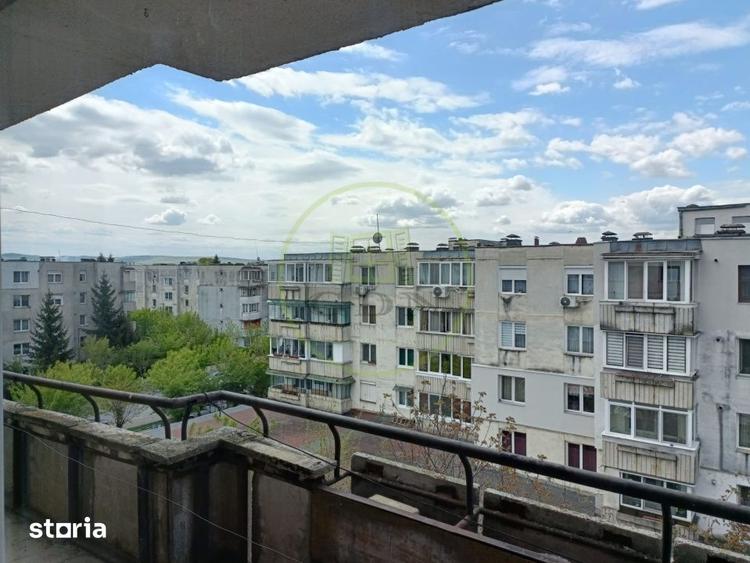 Apartament cu 4 camere în Central
