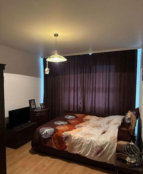 Apartament cu 4 camere decomandat, mobilat în Mărgeanului