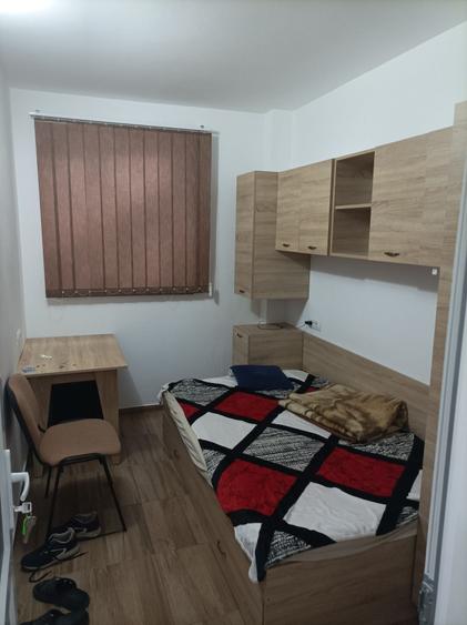 Garsonieră decomandată în Central