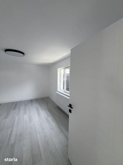 Casă cu 3 camere cu Teren 220 Mp în Central