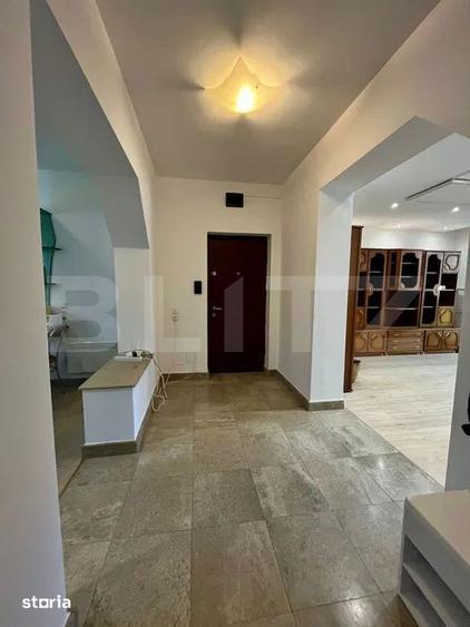 Apartament cu 3 camere, mobilat în Plopilor