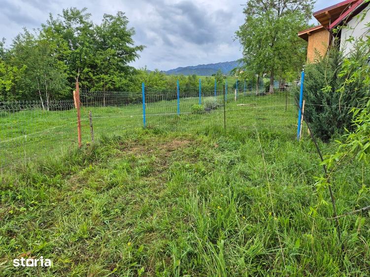 Teren de 3456 mp, în Moieciu