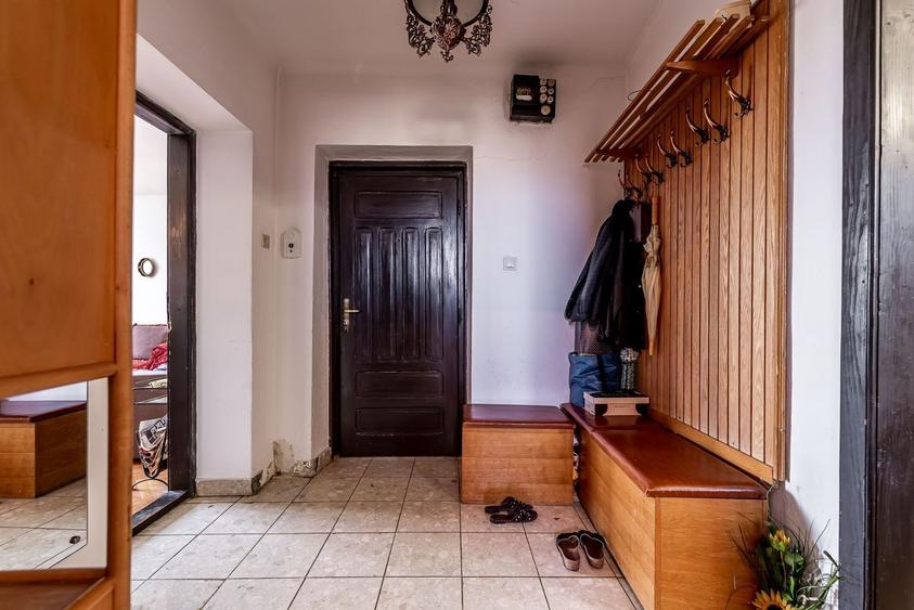 Apartament cu 2 camere semidecomandat în Ultracentral