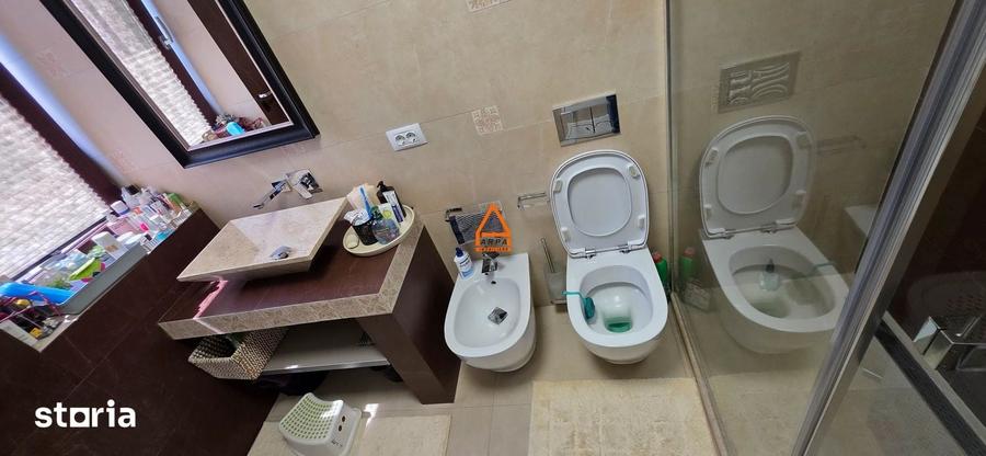 Casă cu 4 camere cu Teren 540 Mp în Bucium