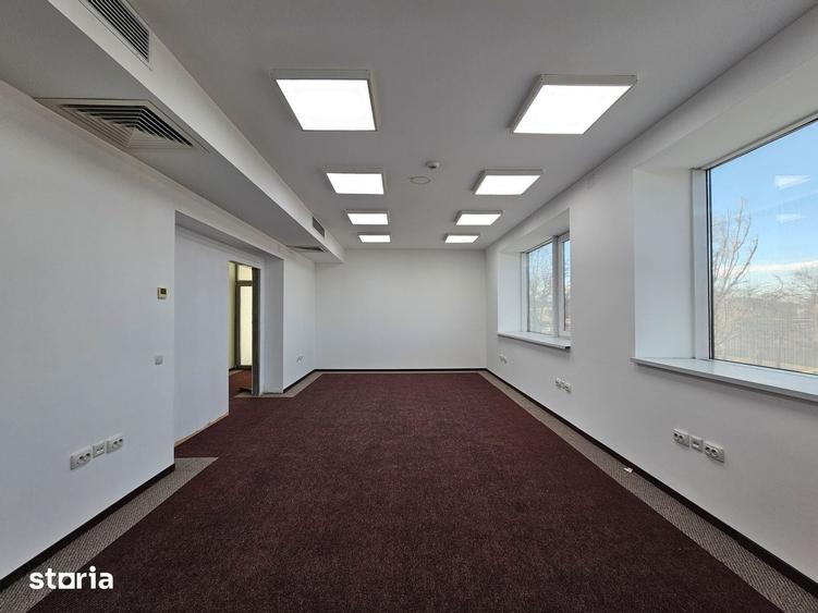 Spațiu comercial, de 240 mp, în Zona industrială