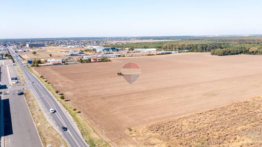 Teren Construcții intravilan de 26666 mp, în Brănești