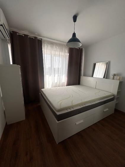 Apartament cu 2 camere semidecomandat, mobilat în 1 Mai