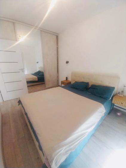 Apartament cu 2 camere decomandat în Exterior Vest