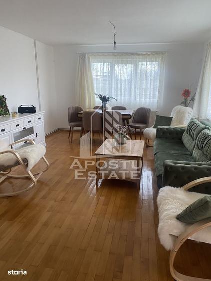 Casă cu 4 camere în Remetea Mare