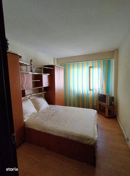Apartament cu 3 camere în 2 Moldoveni