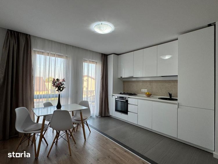 Apartament cu 3 camere, mobilat în Sud