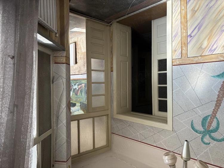 Casă cu 6 camere cu Teren 1440 Mp în Central