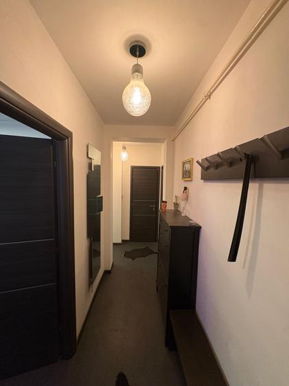 Apartament cu 2 camere decomandat în Floreasca