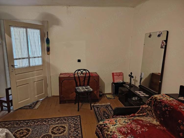 Casa 2 camere, baie, bucatrie - casa se vinde cu anexe gospodaresti si teren de 5000 mp, livada prun - 3