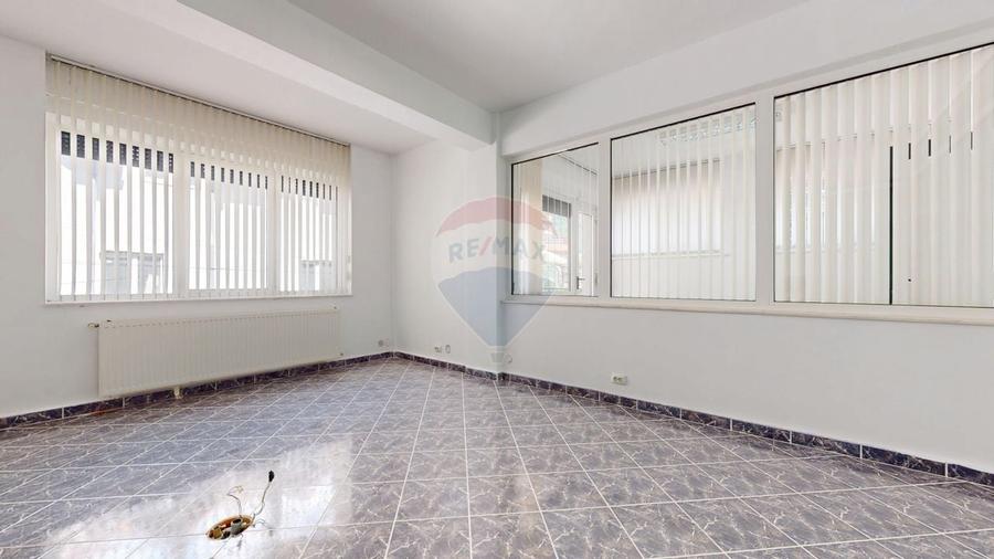 Spațiu comercial, de 530 mp, în Ultracentral