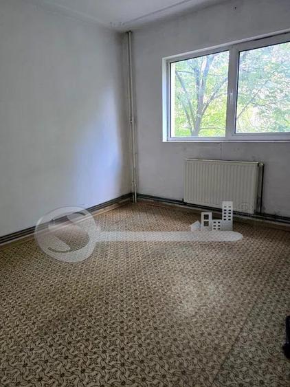 Apartament cu 2 camere decomandat în Târgu Cucu