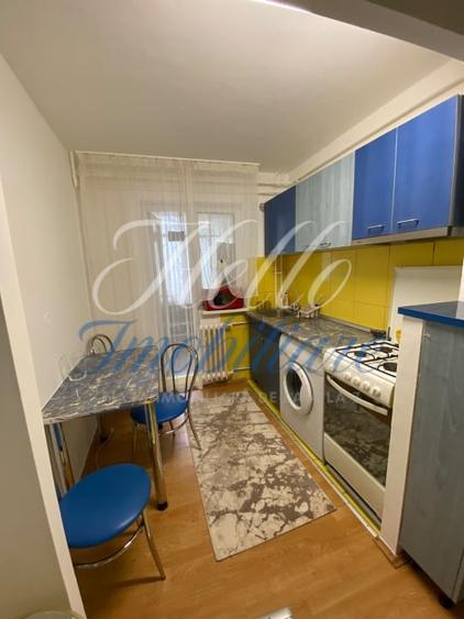 Apartament cu 2 camere semidecomandat, mobilat în Mănăștur