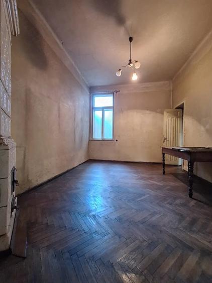 Casă cu 3 camere cu Teren 58 Mp în Gara de Nord