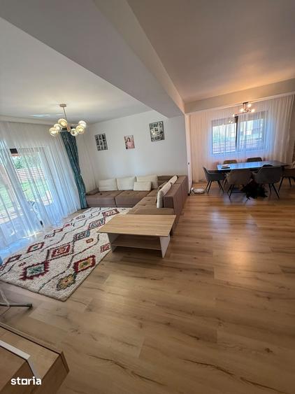 Casă cu 4 camere cu Teren 600 Mp în Glina