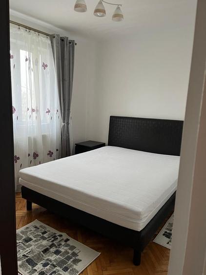 Apartament cu 3 camere semidecomandat, mobilat în Astra