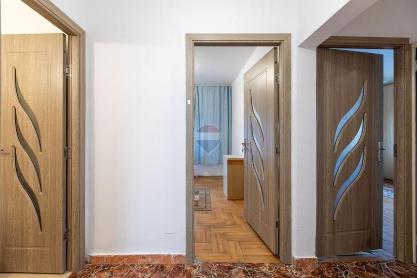 Apartament cu 3 camere decomandat în Nord