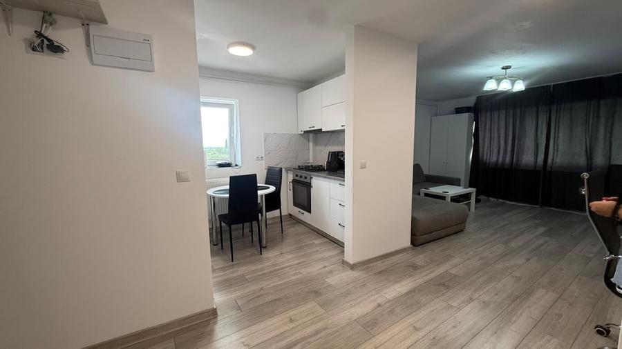 Apartament cu 2 camere decomandat, mobilat în Est