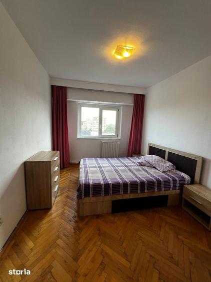 Apartament cu 3 camere decomandat în Tomis III