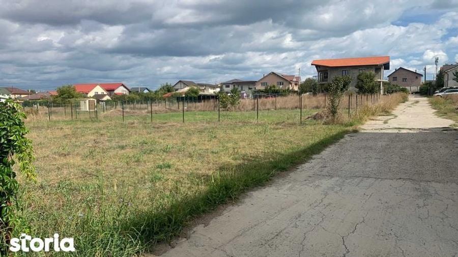 Teren de 400 mp, în Central