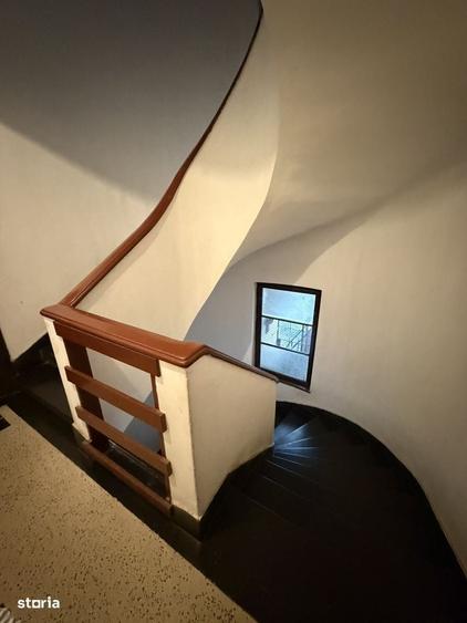 Apartament cu 3 camere semidecomandat în Gara de Nord