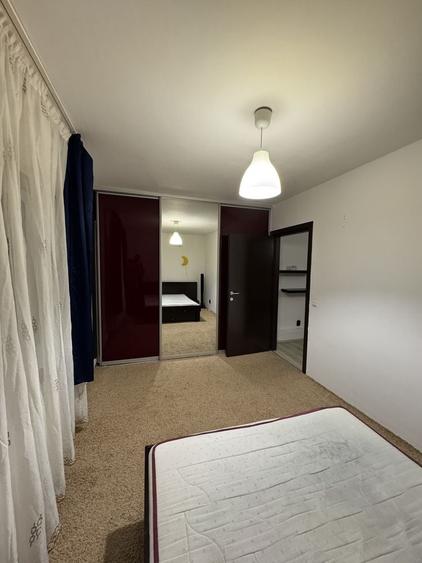 Apartament cu 2 camere semidecomandat în Florești