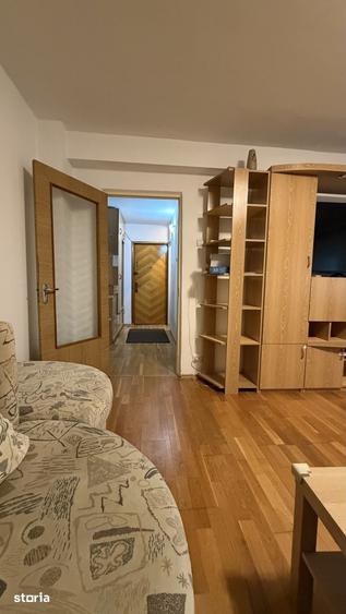 Apartament cu 3 camere decomandat în Militari