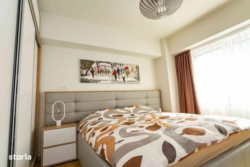Apartament cu 3 camere decomandat în Victoriei