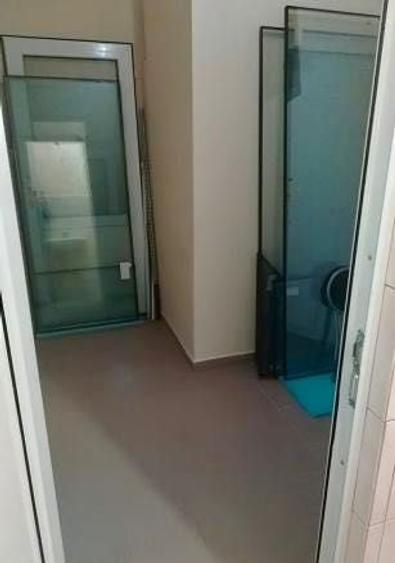 Spațiu comercial, de 50 mp, în Florești