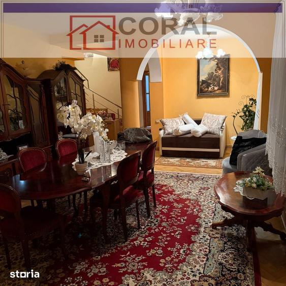 Casă cu 6 camere cu Teren 387 Mp în Decebal
