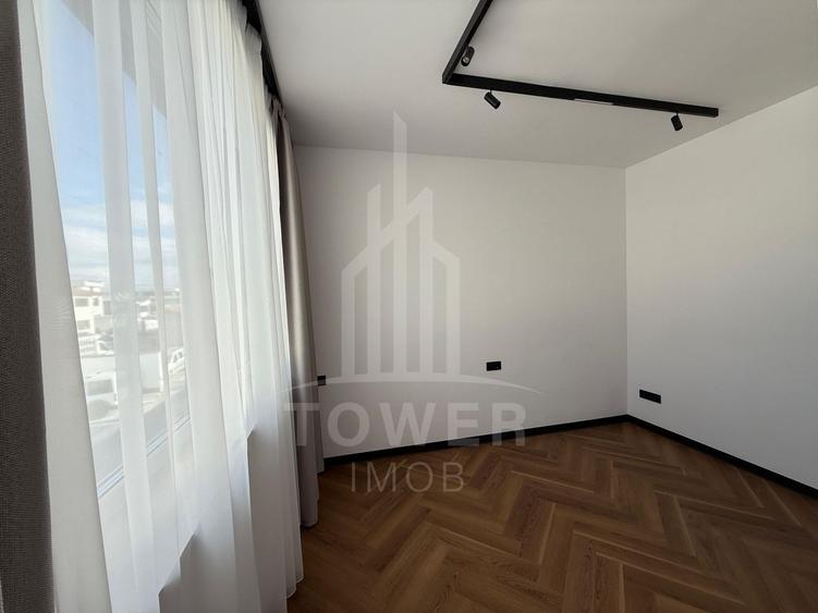 Apartament cu 3 camere decomandat în Turnișor
