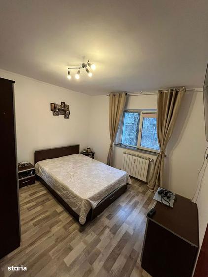 Apartament 2 camere decomandat, etaj 2/4, direct proprietar - 4