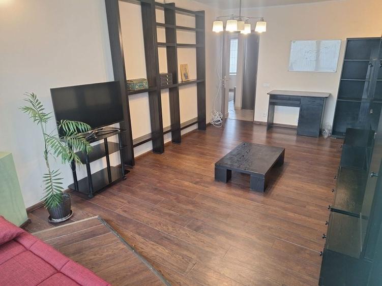 Apartament cu 2 camere decomandat în Tudor