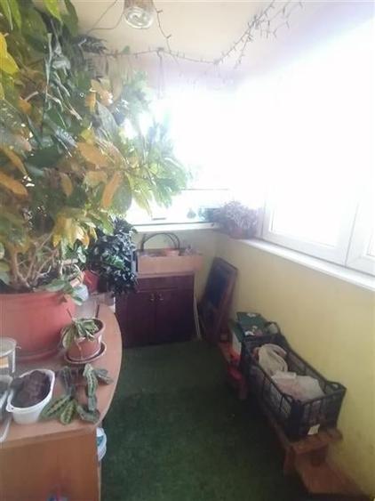 Apartament cu 3 camere decomandat în Complex Studențesc